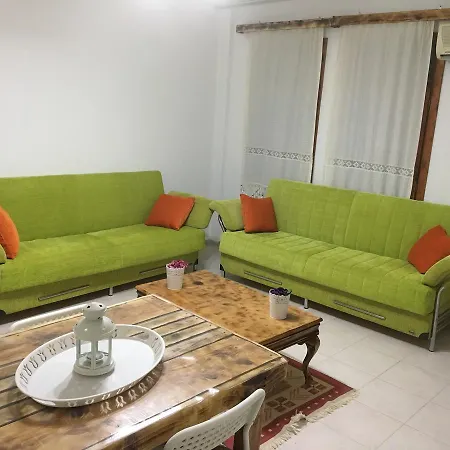 Derin House Apart אקיאקה